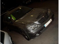 mercedes-benz clase c (bm 203) berlina del año 2005
