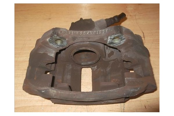 Recambio de pinza freno delantero derecha para peugeot 206 1.4 hdi eco 70 referencia OEM IAM 4400P1  