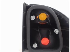 Recambio de piloto trasero izquierdo para renault laguna (b56) referencia OEM IAM 7700820052 2225 