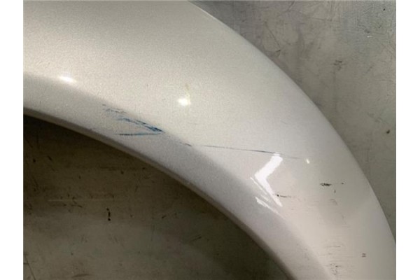Recambio de moldura aleta trasero derecha para audi a2 (8z) 1.4 referencia OEM IAM 8Z0809412B  