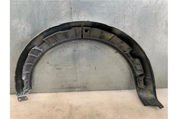 Recambio de moldura aleta trasero derecha para audi a2 (8z) 1.4 referencia OEM IAM 8Z0809412B  
