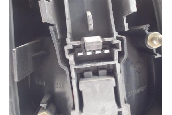 Recambio de piloto trasero izquierdo para renault laguna (b56) referencia OEM IAM   