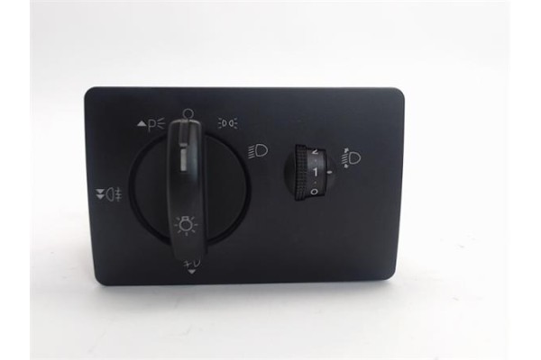 Recambio de mando de luces para ford focus berlina (cap) referencia OEM IAM 4M5T13A024LA  