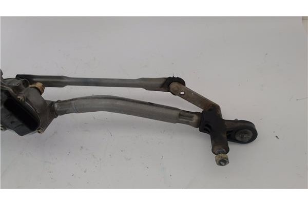 Recambio de motor limpiaparabrisas delantero para fiat ii punto (188) berlina 1.3 jtd classic referencia OEM IAM 46524670  