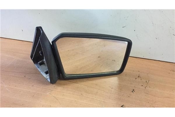 Recambio de retrovisor derecho para peugeot 205 berlina 1.4 mito referencia OEM IAM E200662  