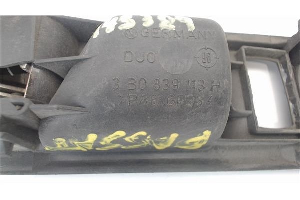 Recambio de manilla int. puerta delantero derecha para volkswagen passat berlina (3b2) 1.9 tdi referencia OEM IAM 3B1837114T4ET 