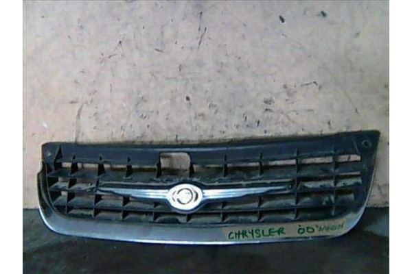 Recambio de rejilla capo para chrysler neon pl 2.0 referencia OEM IAM 05288882AA  