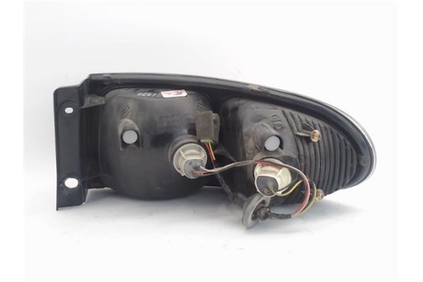 Recambio de piloto trasero izquierdo para daewoo lanos referencia OEM IAM 305895L  