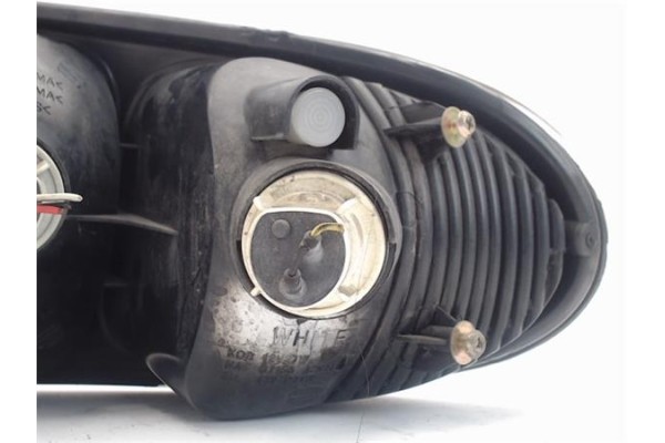 Recambio de piloto trasero izquierdo para daewoo lanos referencia OEM IAM 305895L  