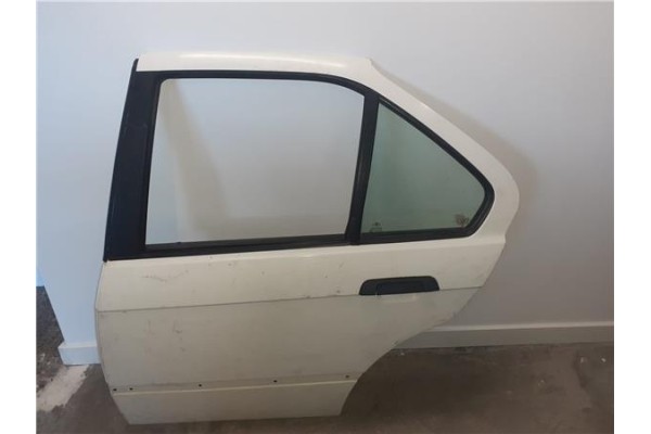 Recambio de puerta trasero izquierda para bmw serie 3 berlina (e36) 1.8 318i referencia OEM IAM   