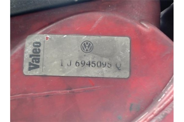 Recambio de piloto trasero izquierdo para volkswagen golf iv berlina (1j1) referencia OEM IAM 1J6945095Q  1J6945111Q , AUDI | 1J