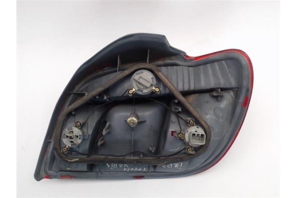 Recambio de piloto trasero izquierdo para toyota yaris (ncp1/nlp1/scp1) referencia OEM IAM 8156052120  