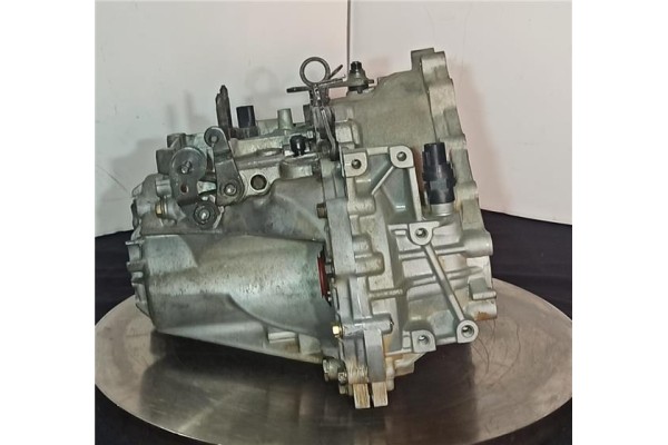 Recambio de caja cambios manual para kia carens (rs) 2.0 crdi referencia OEM IAM 992618  