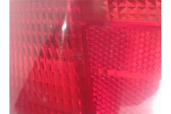 Recambio de piloto trasero izquierdo para toyota yaris (ncp1/nlp1/scp1) referencia OEM IAM 8156052120  