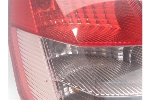 Recambio de piloto trasero izquierdo para renault scenic ii (jm) referencia OEM IAM   