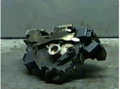 Recambio de cierre electromagnetico trasero derecho para ford focus (daw, dbw) 1.6 16v referencia OEM IAM 2S4AA26412  