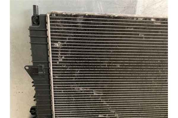 Recambio de radiador agua para land rover discovery 2.7 td referencia OEM IAM PCC500051  