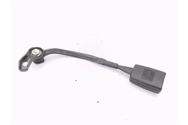Recambio de anclaje cinturon delantero derecho para volkswagen passat variant (3b6) 1.9 básico referencia OEM IAM 3B0858472J  
