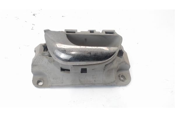 Recambio de manilla int. puerta trasero izquierda para volvo s80 berlina 2.4 referencia OEM IAM 39968835  