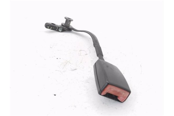 Recambio de anclaje cinturon delantero izquierdo para volkswagen passat variant (3b6) 1.9 básico referencia OEM IAM 3B0858471J  