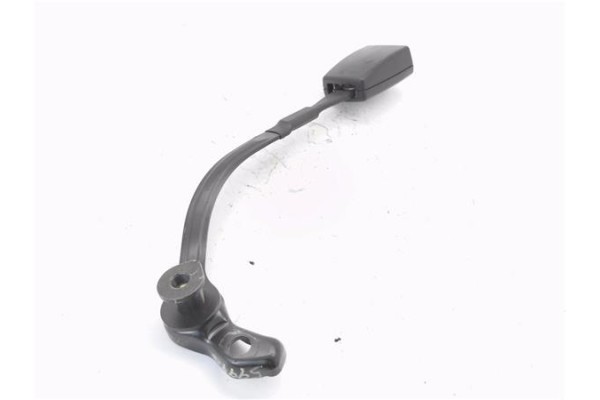 Recambio de anclaje cinturon delantero izquierdo para volkswagen passat variant (3b6) 1.9 básico referencia OEM IAM 3B0858471J  