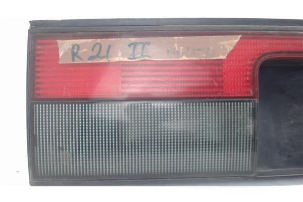 Recambio de piloto trasero central para renault r 21 berlina (b/l48) referencia OEM IAM 7700792915  