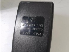 Recambio de anclaje cinturon delantero izquierdo para volkswagen passat variant (3b6) 1.9 básico referencia OEM IAM 3B0858471J  