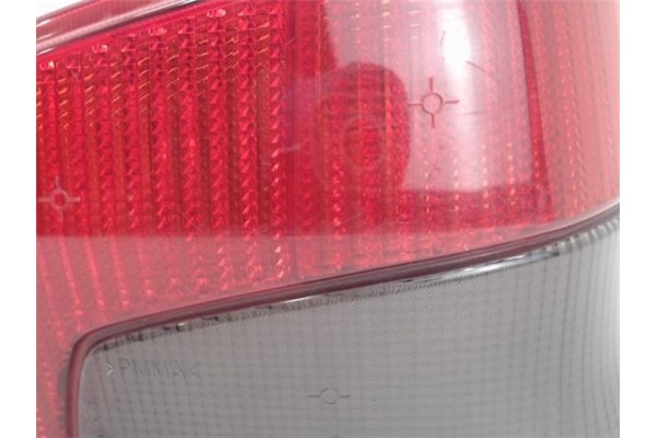 Recambio de piloto trasero derecho para peugeot 106 (s1) referencia OEM IAM 635184  