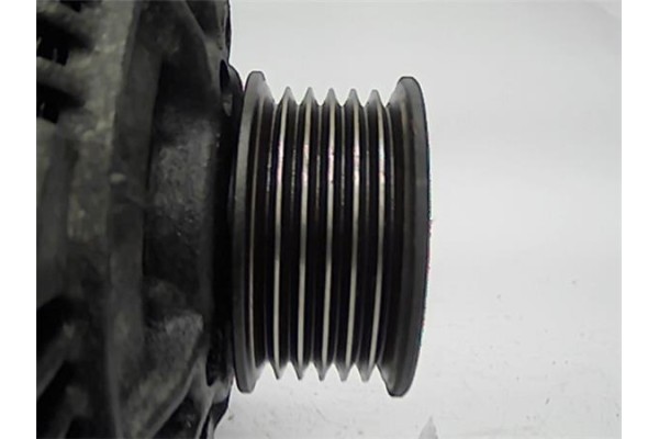 Recambio de alternador para nissan micra (k11) 1.3 i 16v referencia OEM IAM 2310054B61  