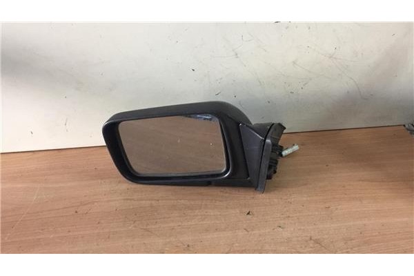 Recambio de retrovisor izquierdo para nissan sunny berlina (n13) 1.4 lx referencia OEM IAM E402602  