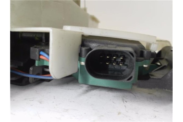 Recambio de cierre electromagnetico delantero derecho para volkswagen passat variant (3b6) 1.9 básico referencia OEM IAM 3B18370