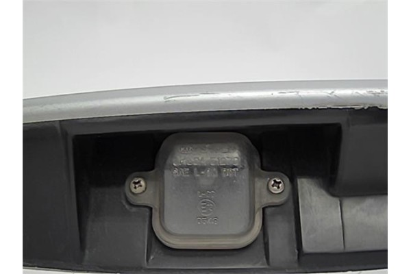 Recambio de moldura porton trasero para kia carnival 2.9 td referencia OEM IAM 0K53A51270  