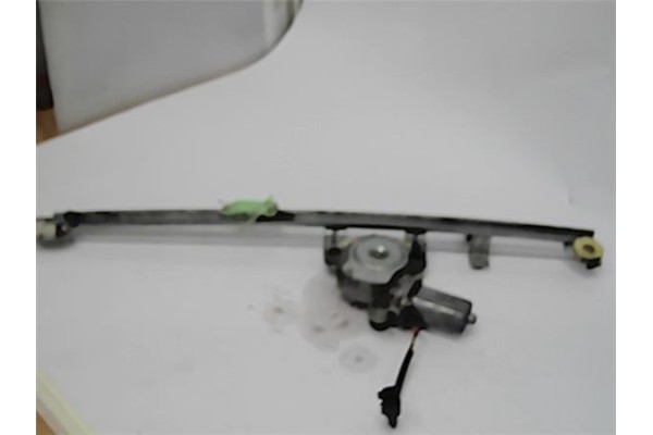 Recambio de mecanismo elevalunas delantero derecho para peugeot boxer furgón (230l) 2.8 hdi referencia OEM IAM 9222 Q3 W1001 132