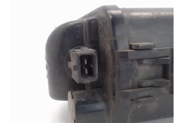 Recambio de faro antiniebla izquierdo para ford mondeo berlina (ge) referencia OEM IAM   438 , FIAT | 456 , FIAT | 36 , FORD | 6
