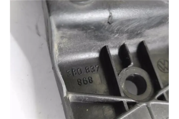 Recambio de cierre electromagnetico trasero derecho para volkswagen passat variant (3b6) 1.9 básico referencia OEM IAM 3B4839016