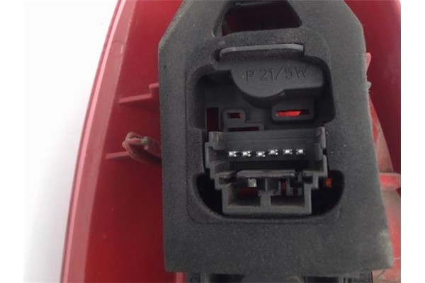 Recambio de piloto trasero derecho para renault clio ii fase i (b/cb0) referencia OEM IAM 265508391R  