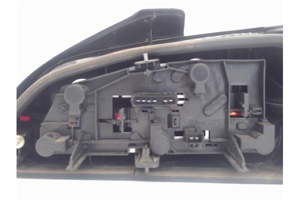 Recambio de piloto trasero izquierdo para peugeot 406 break (s1/s2) referencia OEM IAM 6350E8 2255 