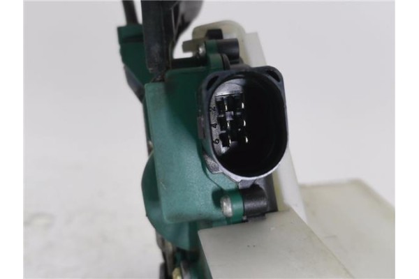 Recambio de cierre electromagnetico trasero izquierdo para volkswagen passat variant (3b6) 1.9 básico referencia OEM IAM 3B48390