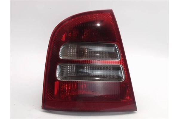 Recambio de piloto trasero izquierdo para skoda octavia berlina (1u2) referencia OEM IAM YU3X13405BA  