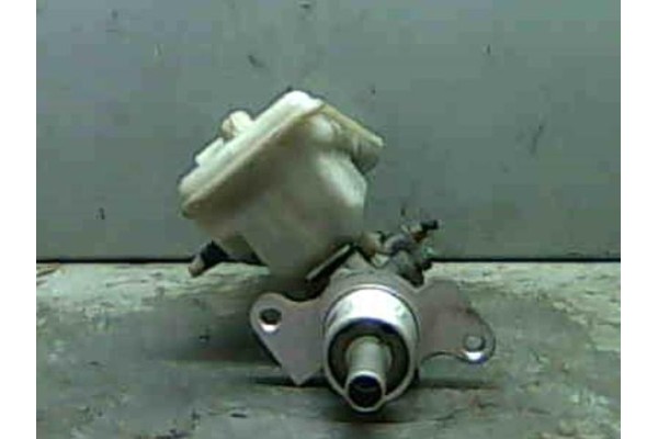 Recambio de bomba freno para opel vivaro 1.9 dti referencia OEM IAM 4414014  