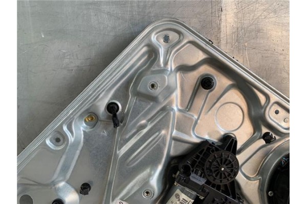 Recambio de elevalunas electrico trasero izquierdo para volkswagen passat variant (3b6) 1.9 básico referencia OEM IAM 3B9839655C