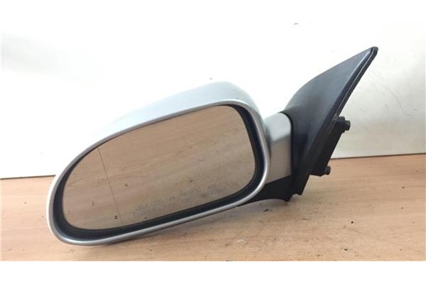 Recambio de retrovisor electrico izquierdo para daewoo lacetti 1.6 sx referencia OEM IAM E11015757  