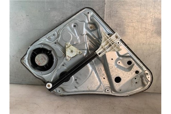 Recambio de elevalunas electrico trasero izquierdo para volkswagen passat variant (3b6) 1.9 básico referencia OEM IAM 3B9839655C