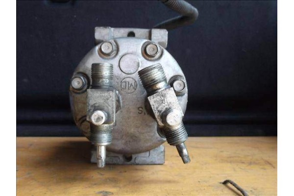 Recambio de compresor aire acond. para jeep cherokee (xj) 4.0 referencia OEM IAM 0785604170U SD709 7701 