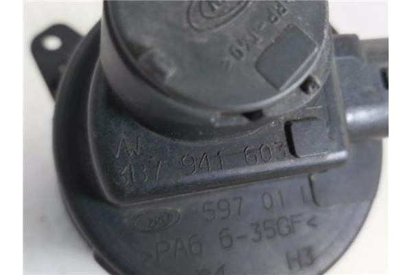 Recambio de faro antiniebla izquierdo para volkswagen passat variant (3b6) 1.9 básico referencia OEM IAM 3B7941699A 3B7941603 