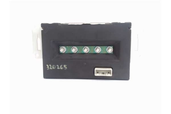 Recambio de pantalla para nissan almera (n16/e) referencia OEM IAM 28090BU701A  