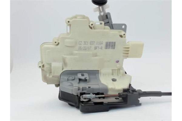 Recambio de cerradura puerta delantero derecha para volkswagen passat berlina (3c2) 2.0 tdi referencia OEM IAM 3C1837016A  8J183