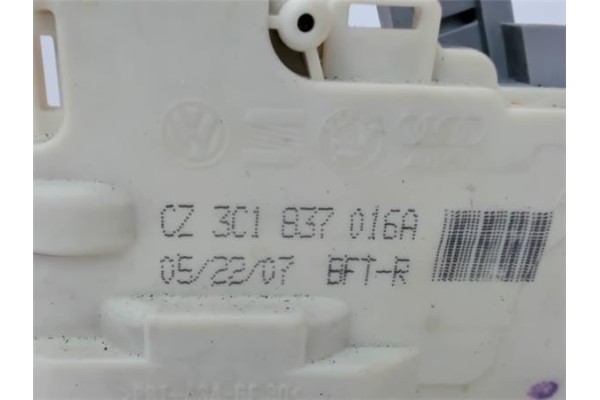 Recambio de cerradura puerta delantero derecha para volkswagen passat berlina (3c2) 2.0 tdi referencia OEM IAM 3C1837016A  8J183