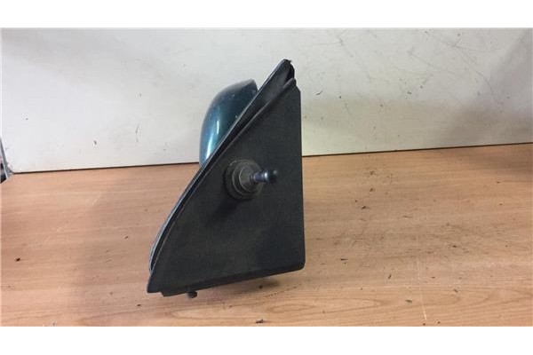 Recambio de retrovisor derecho para daewoo nexia 1.5 fantasy referencia OEM IAM E13014002  