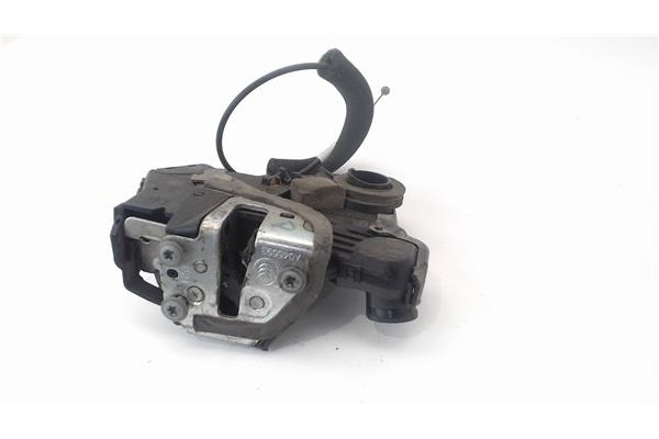 Recambio de cierre electromagnetico delantero derecho para toyota land cruiser (j12) 3.0 d-4d (kdj120) referencia OEM IAM 690303
